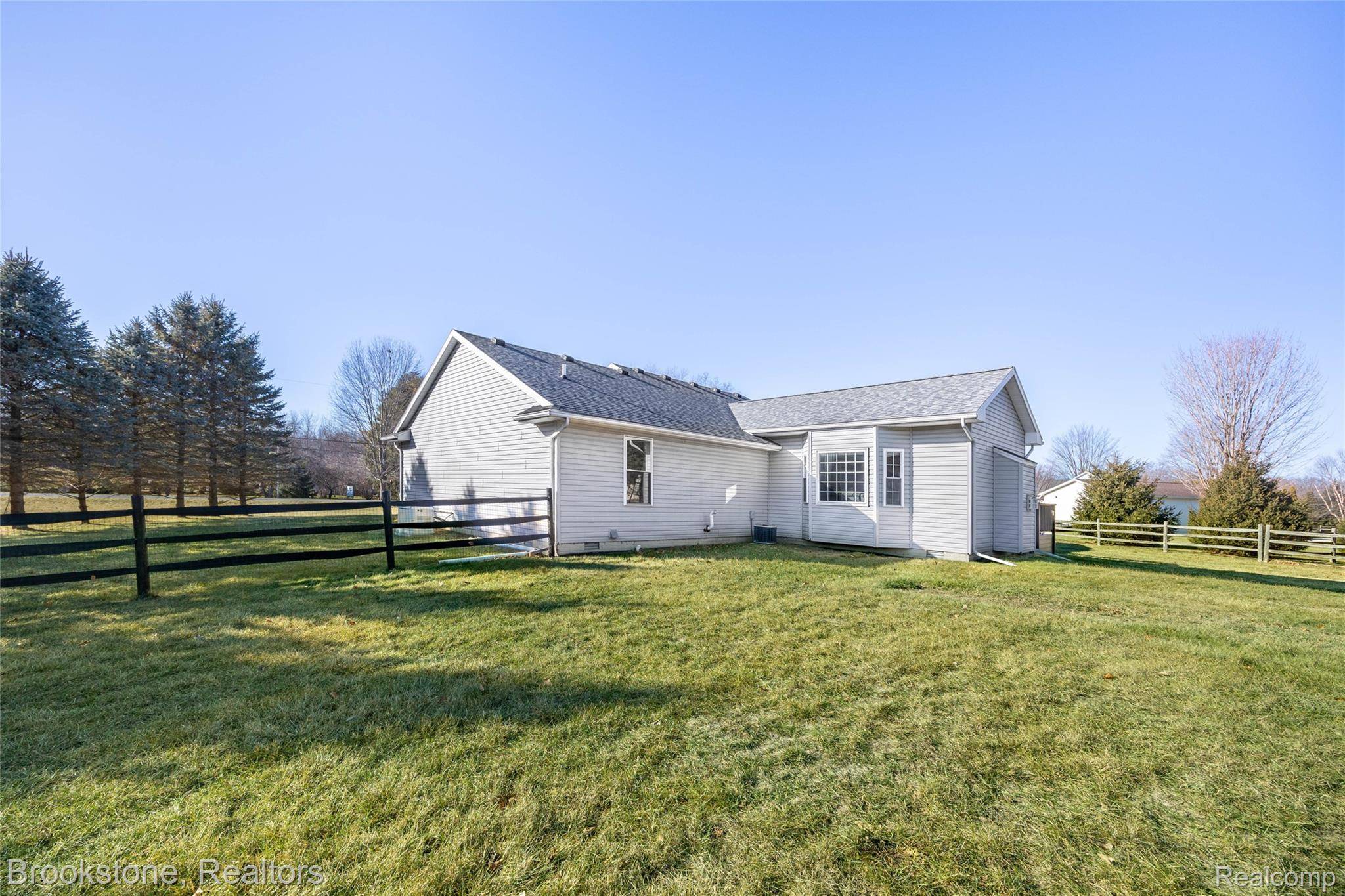 Ottawa Lake, MI 49267,8450 Whiteford Center RD