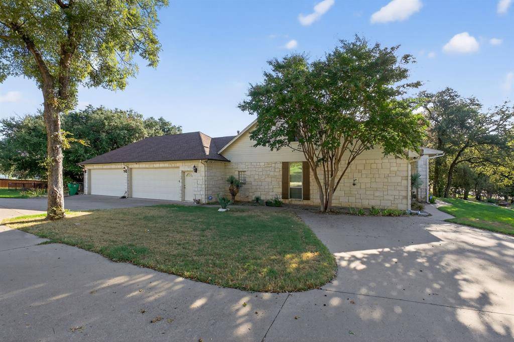 Granbury, TX 76049,2104 Wills Way Drive
