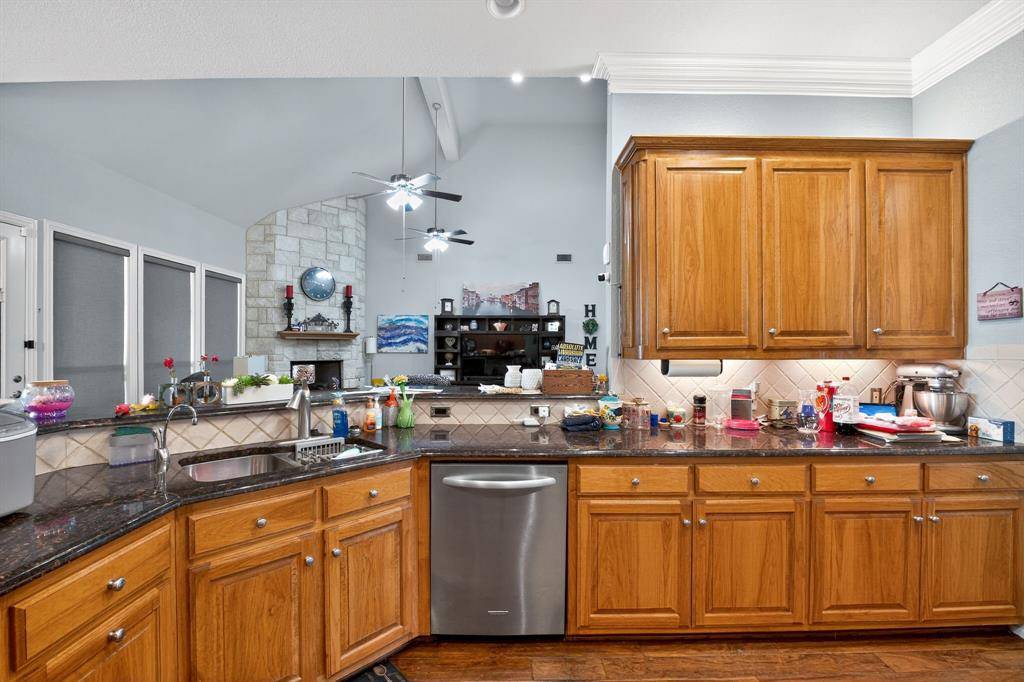 Granbury, TX 76049,2104 Wills Way Drive