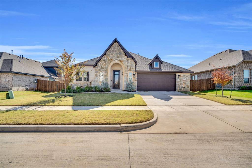 Glenn Heights, TX 75154,208 Claywood Drive