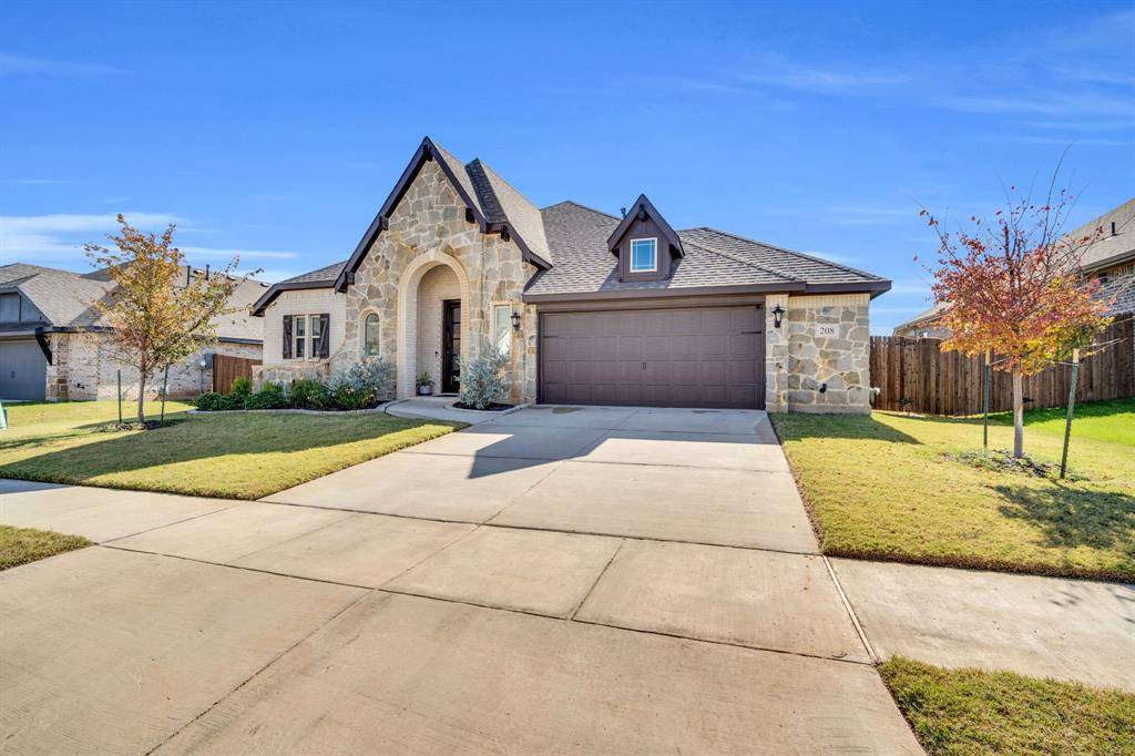 Glenn Heights, TX 75154,208 Claywood Drive
