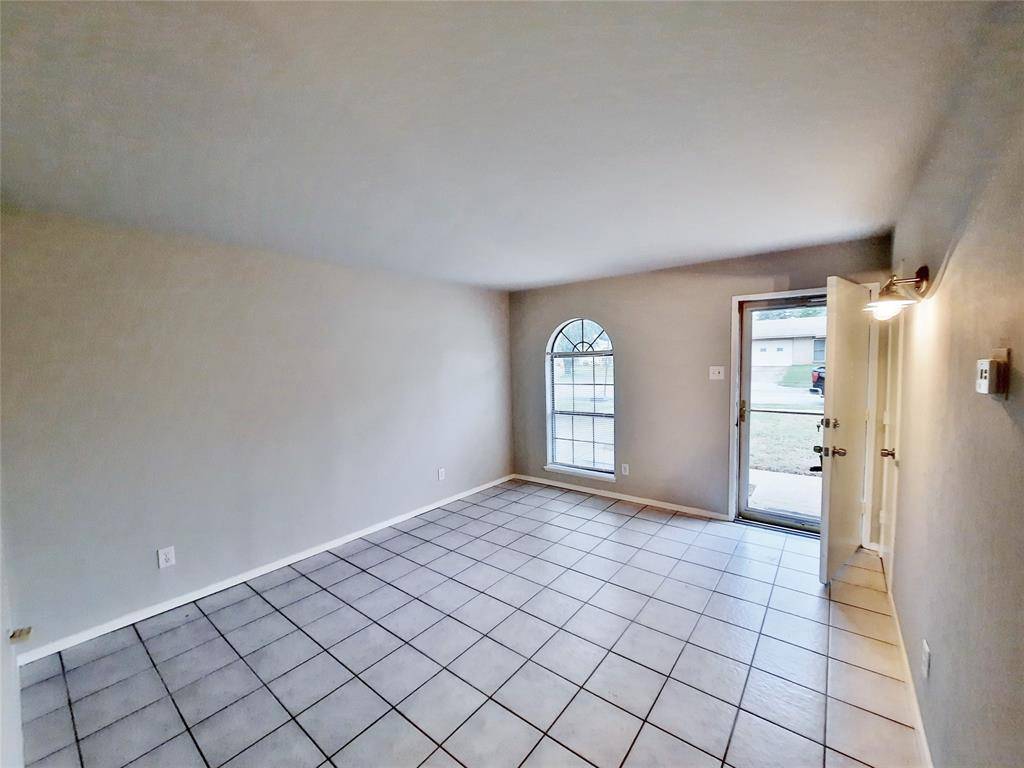 Lewisville, TX 75067,911 Elmwood Drive