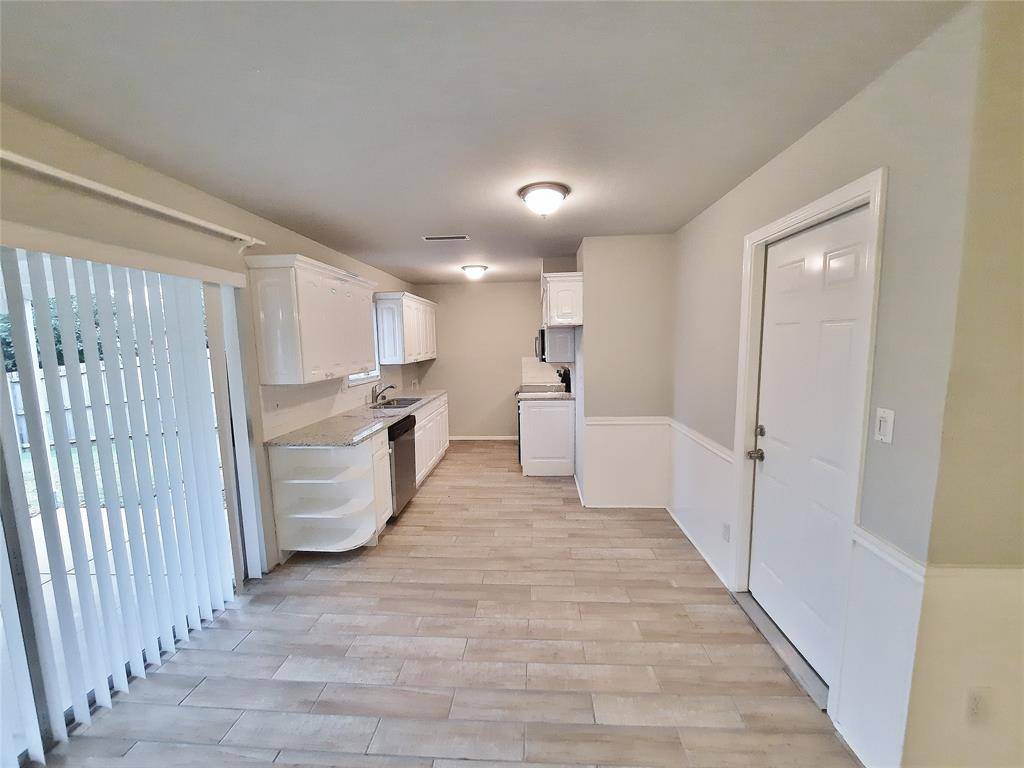 Lewisville, TX 75067,911 Elmwood Drive