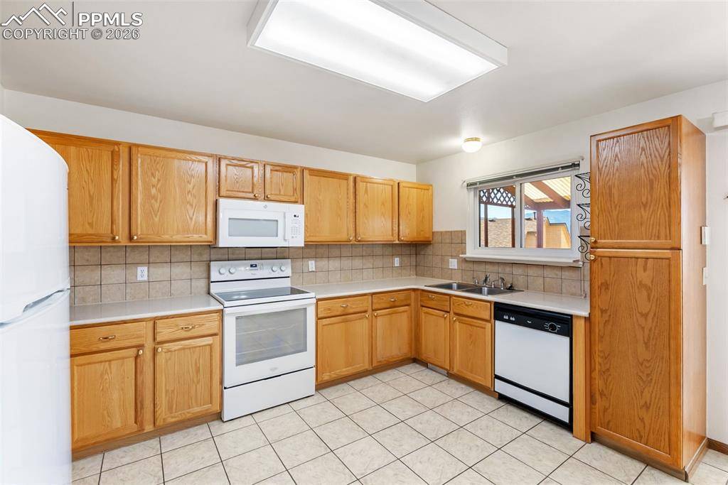 Colorado Springs, CO 80916,610 Welsh CIR