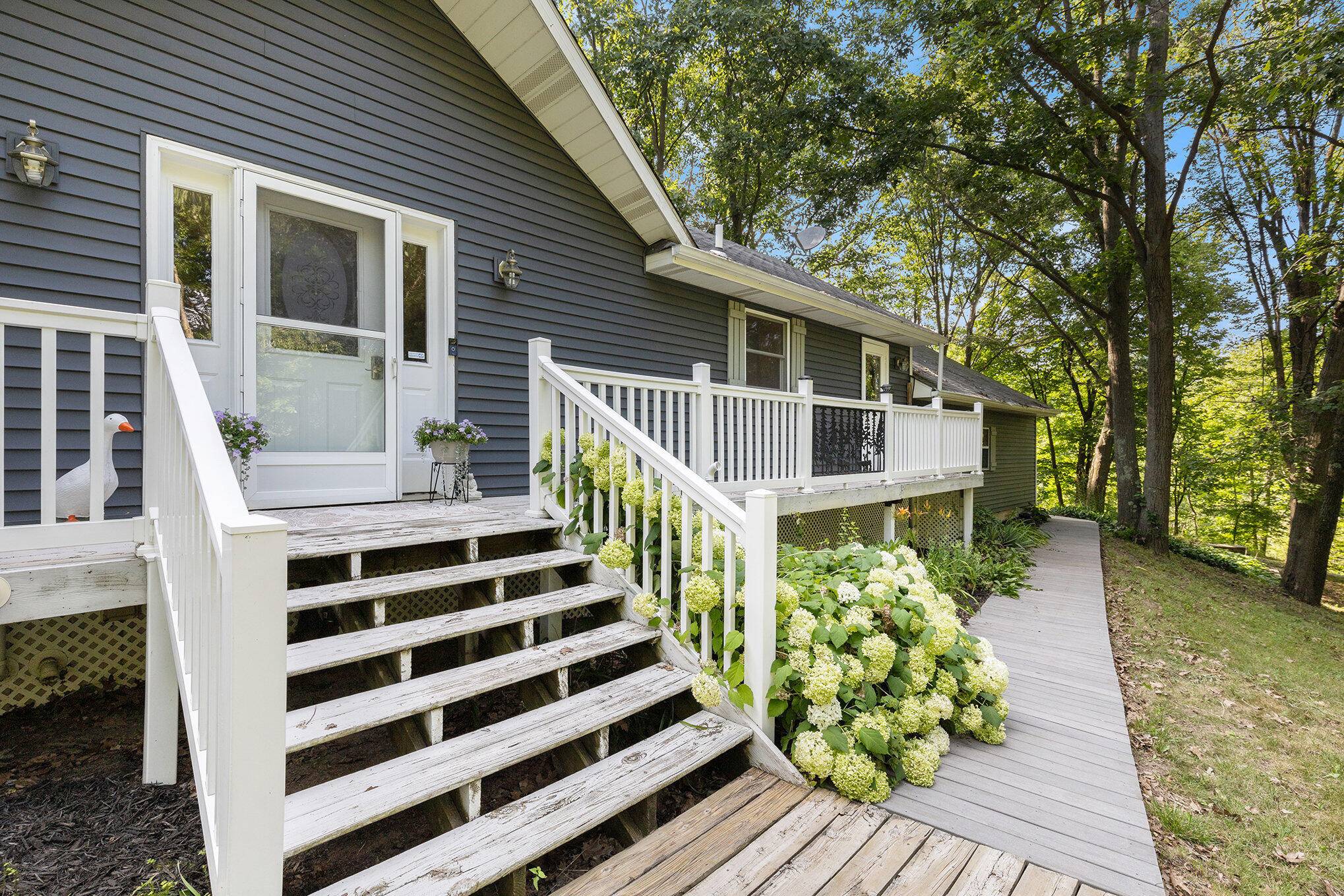 Lowell, MI 49331,2525 Biggs AVE NE