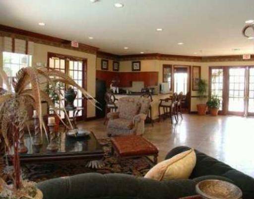 Coconut Creek, FL 33073,5041 Wiles Rd #207