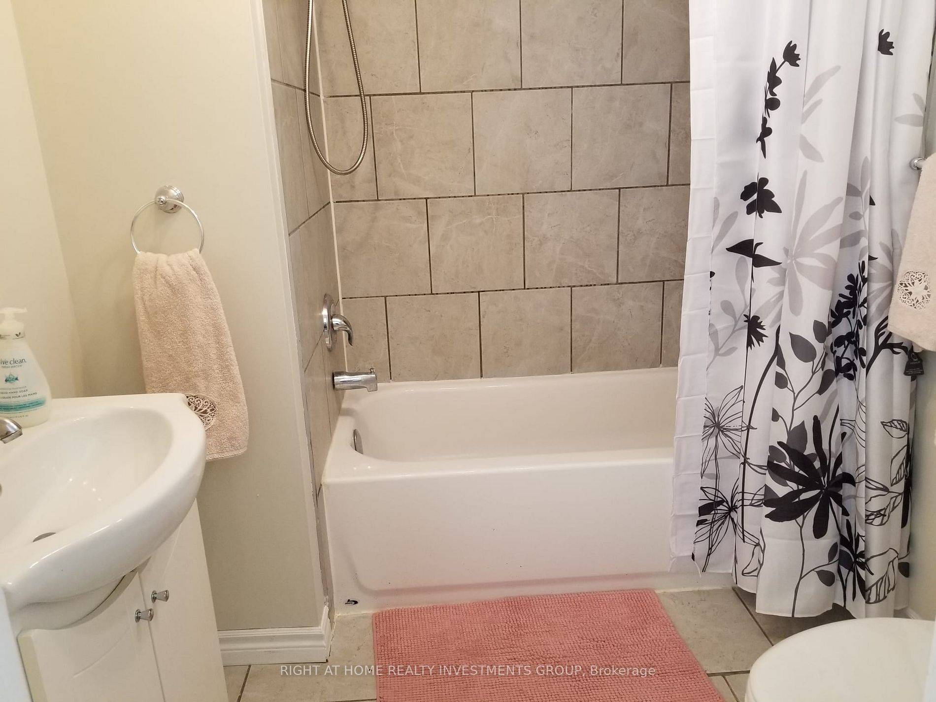 Barrie, ON L4M 5L1,15B Cundles RD E