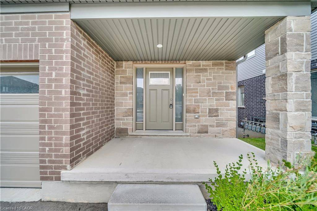 North Dumfries, ON N0B 1E0,34 west mill ST