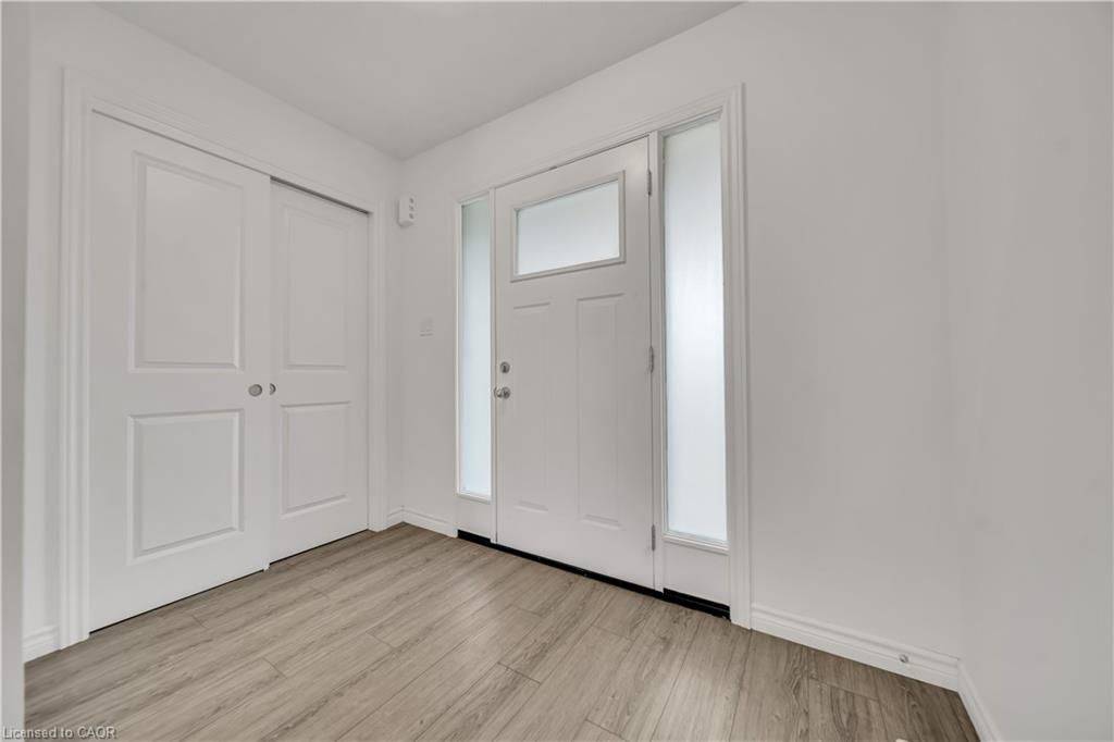 North Dumfries, ON N0B 1E0,34 west mill ST