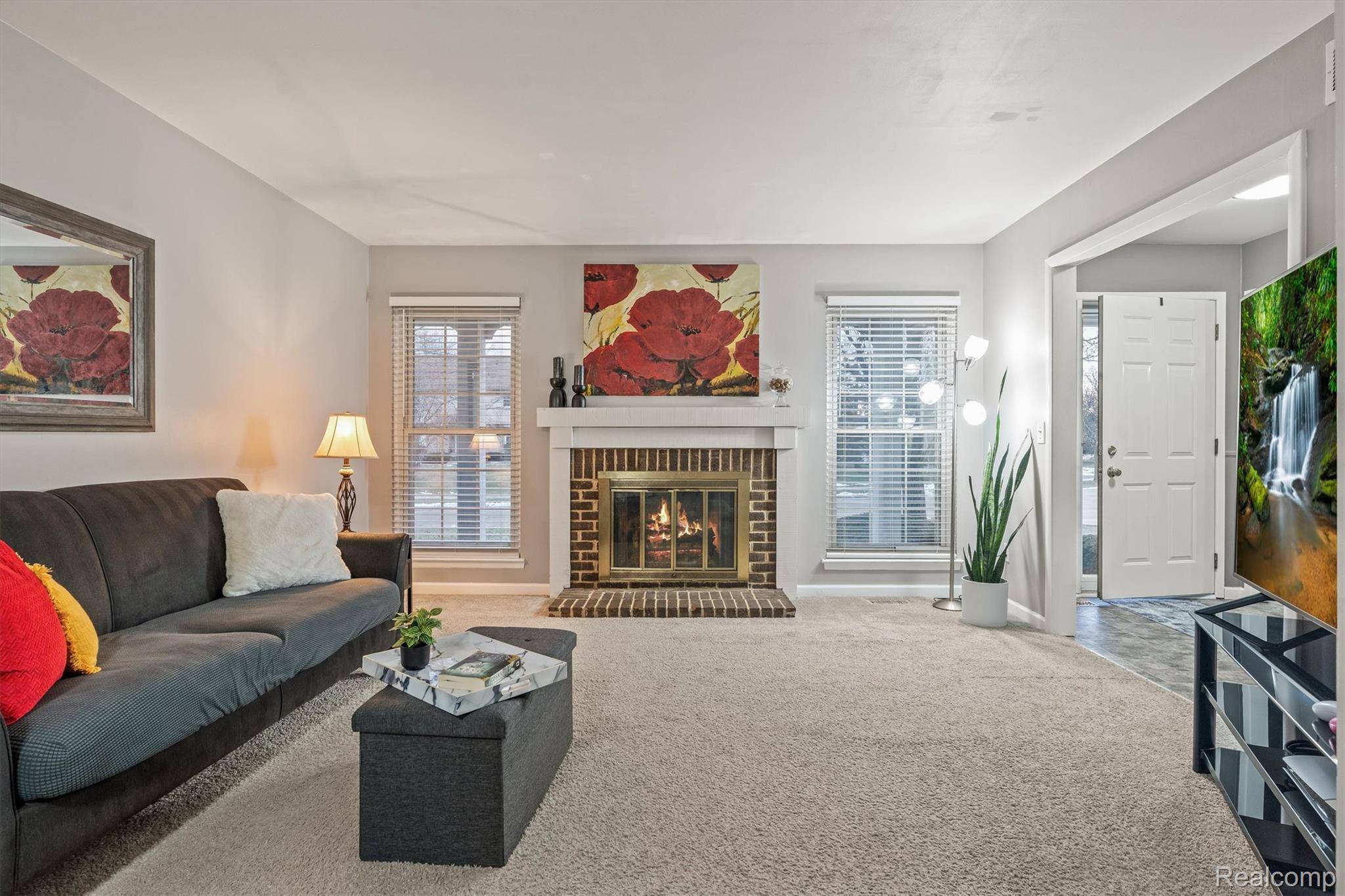 Novi, MI 48167,21392 E Glen Haven CIR