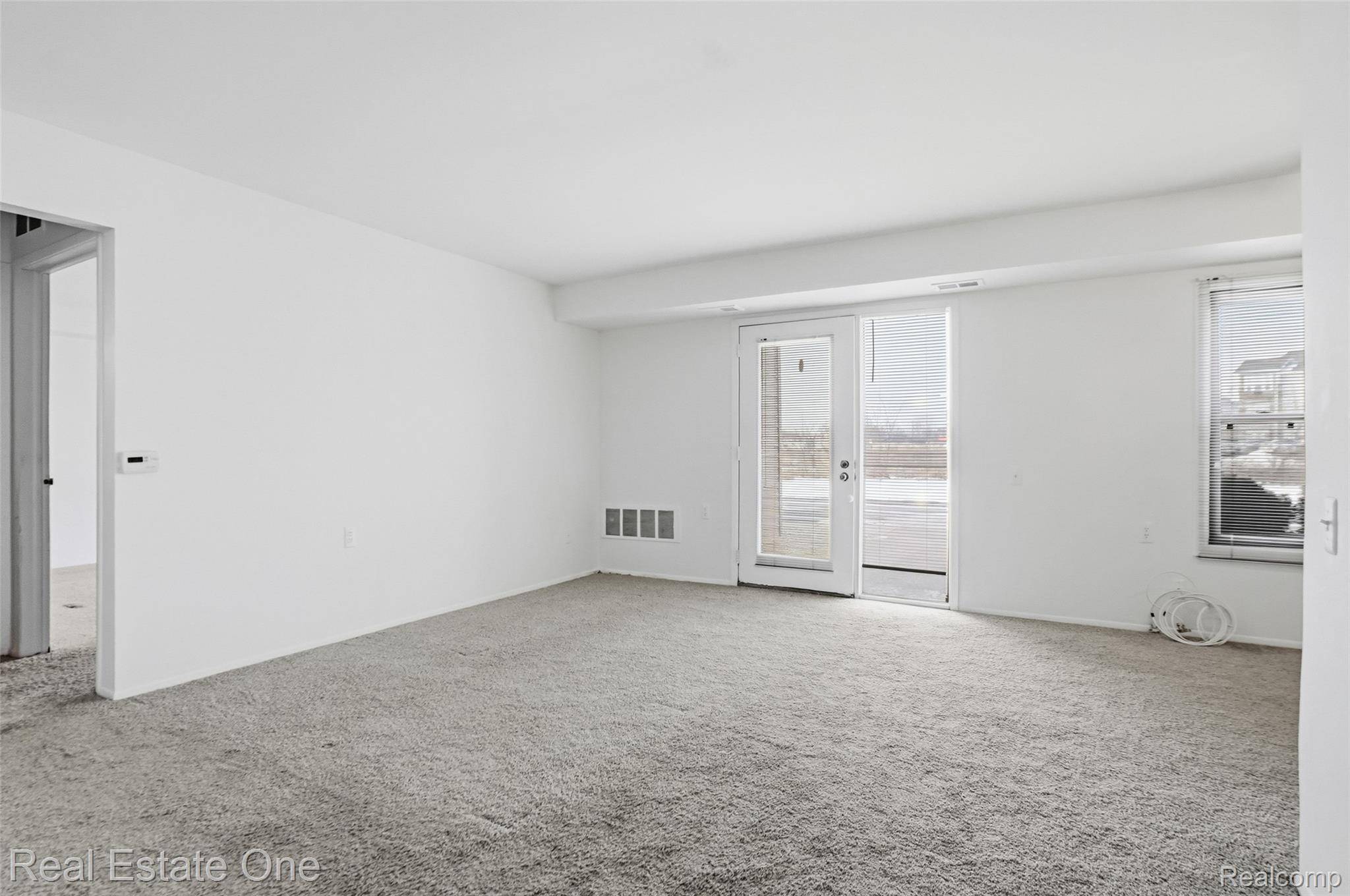 Farmington Hills, MI 48334,30475 W 14 Mile RD #77