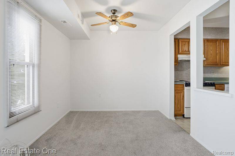 Farmington Hills, MI 48334,30475 W 14 Mile RD #77