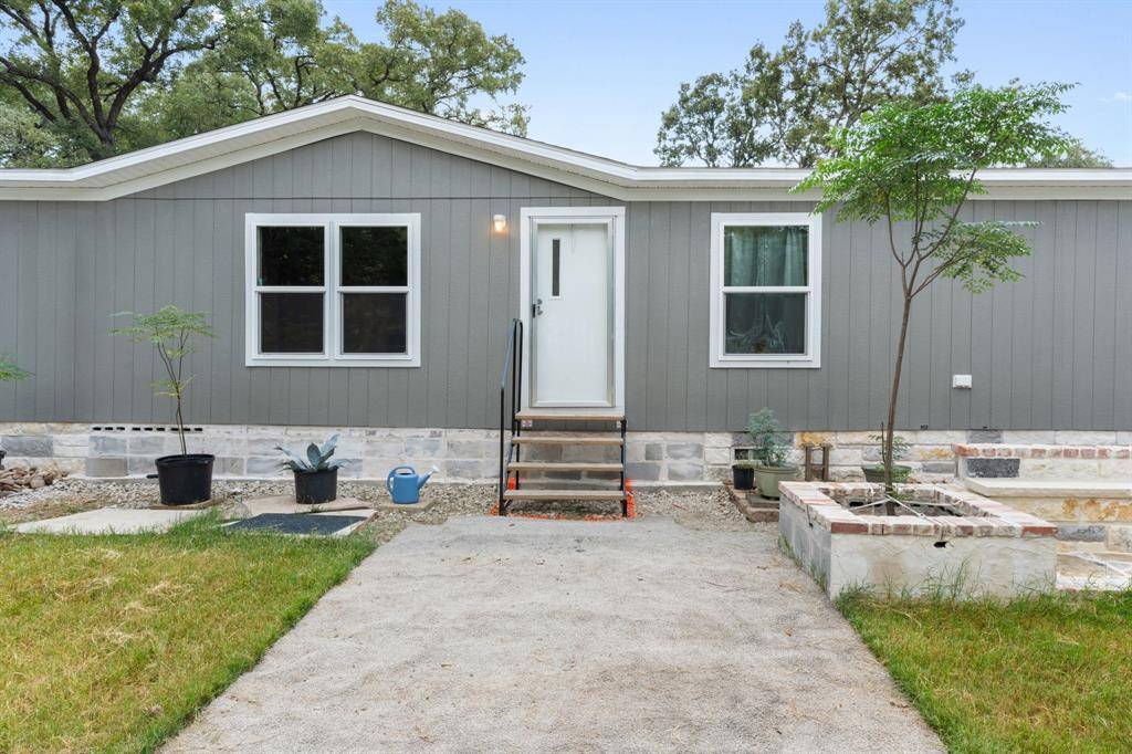 Scurry, TX 75158,1679 Oak Circle