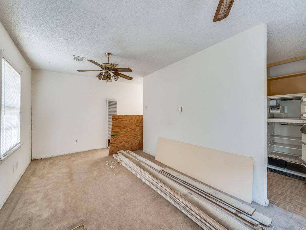 Arlington, TX 76011,1109 Roosevelt Street