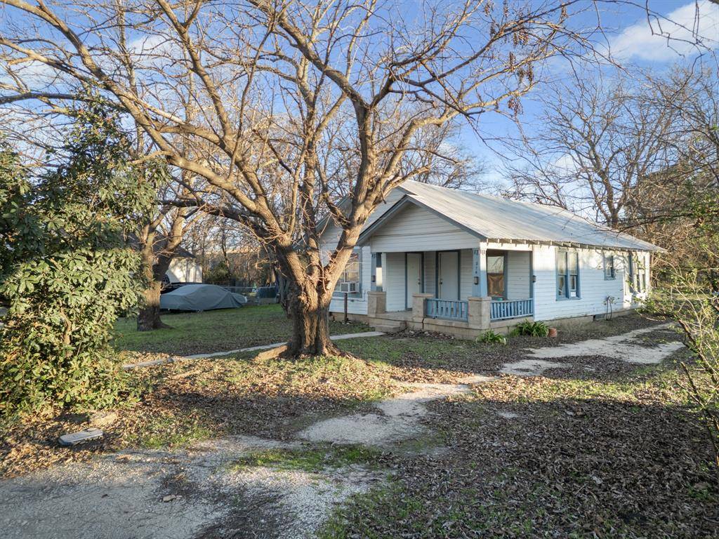 Whitney, TX 76692,214 N Preston Street