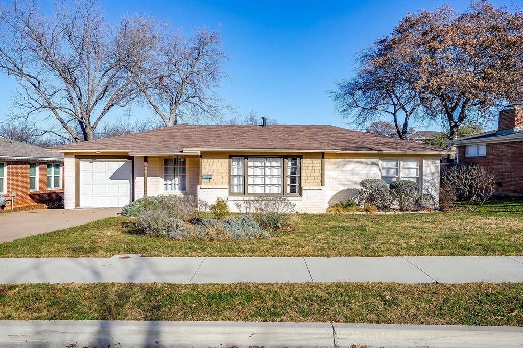 Fort Worth, TX 76116,6604 Locke Avenue