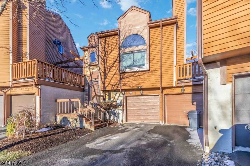 Rockaway Twp., NJ 07866,32 Heritage Way