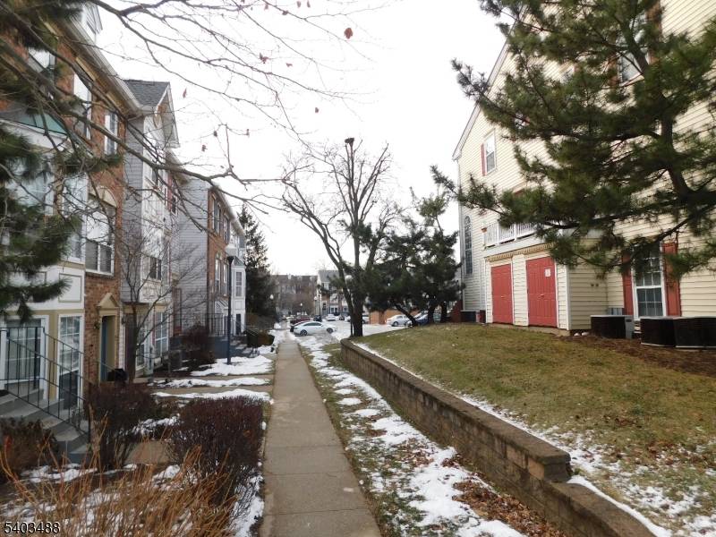 Newark City, NJ 07103,92 13Th Ave