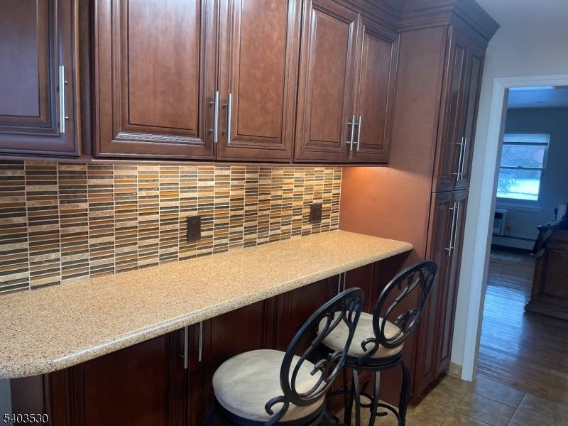 Wayne Twp., NJ 07470,1130 Valley Rd #2A