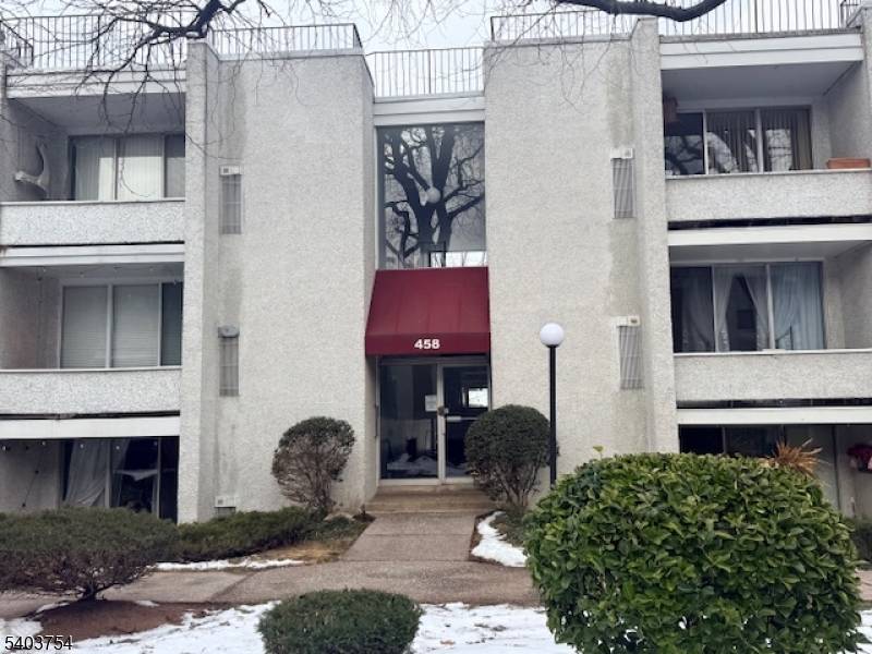 Nutley Twp., NJ 07110,458 C River Rd