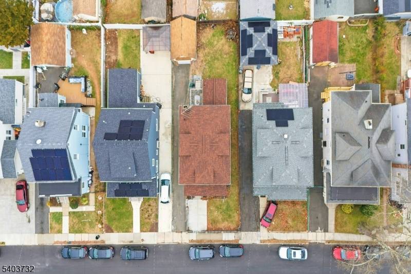 Hillside Twp., NJ 07205,39 Hollywood Ave