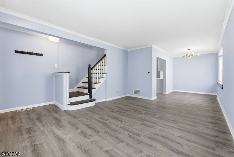 Woodbridge Twp., NJ 07095,43 Freeman St