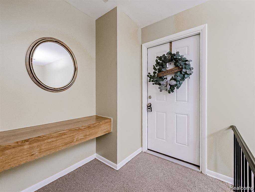 Northville, MI 48167,525 Fairbrook ST #203