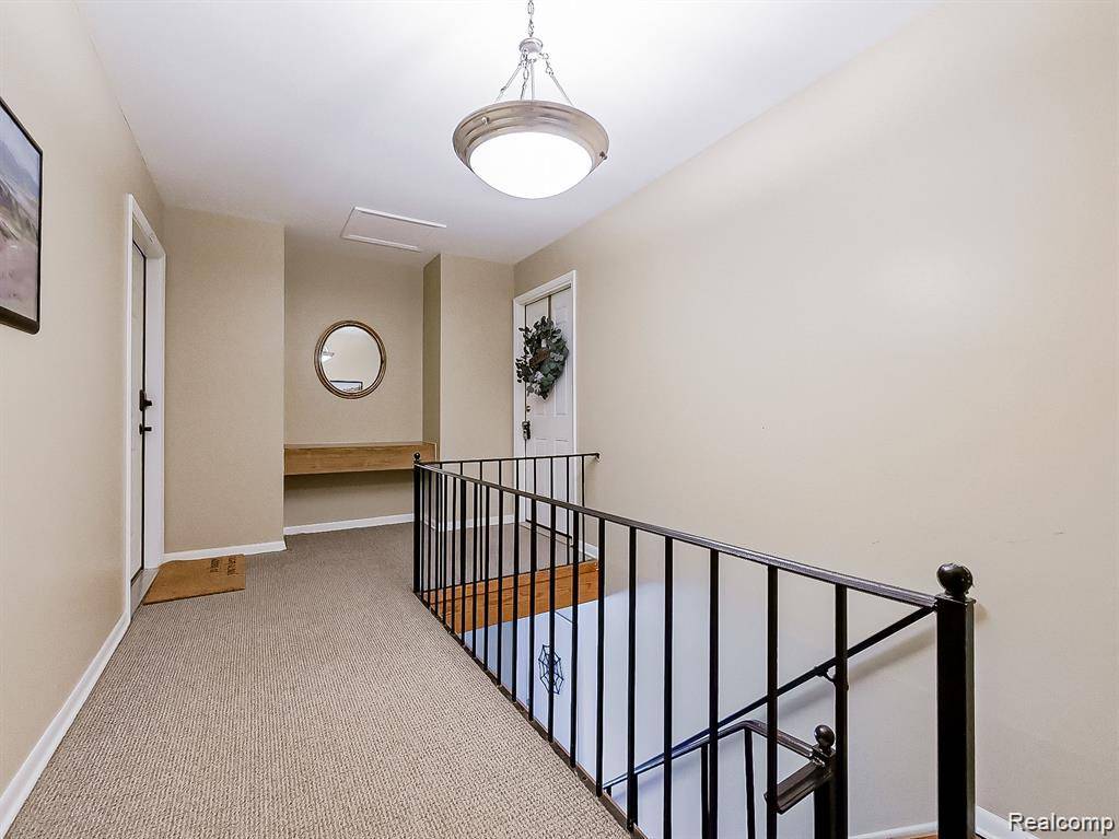 Northville, MI 48167,525 Fairbrook ST #203