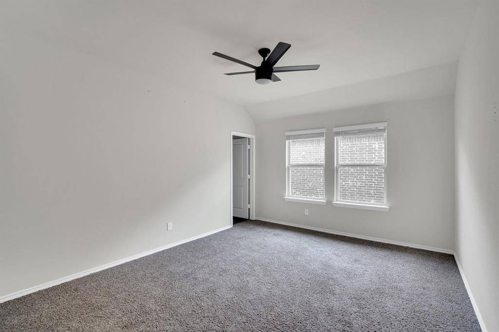 Ennis, TX 75119,1207 Knoll Drive