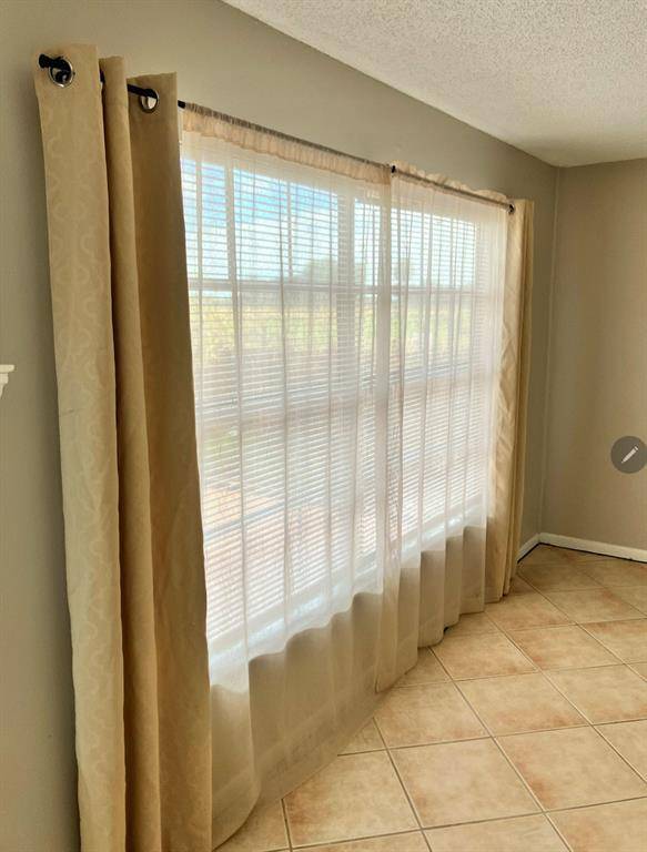 Okeechobee, FL 34974,5282 SE 43rd Trce