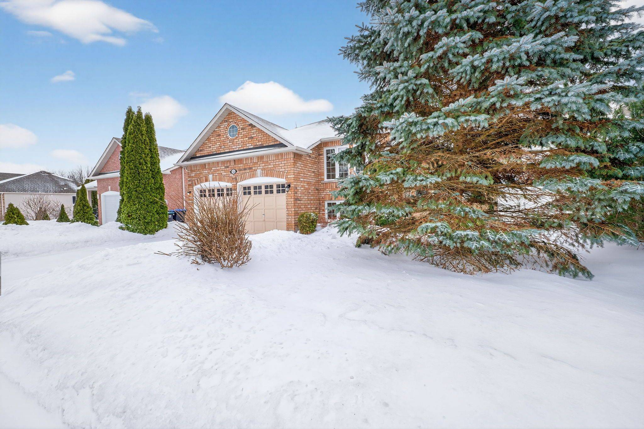 Wasaga Beach, ON L9Z 3C3,15 Princess Point DR