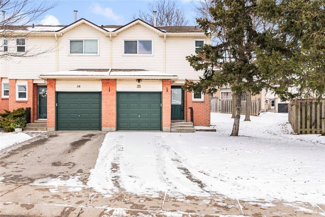 Hamilton, ON L8W 3T5,14 Derby ST #35