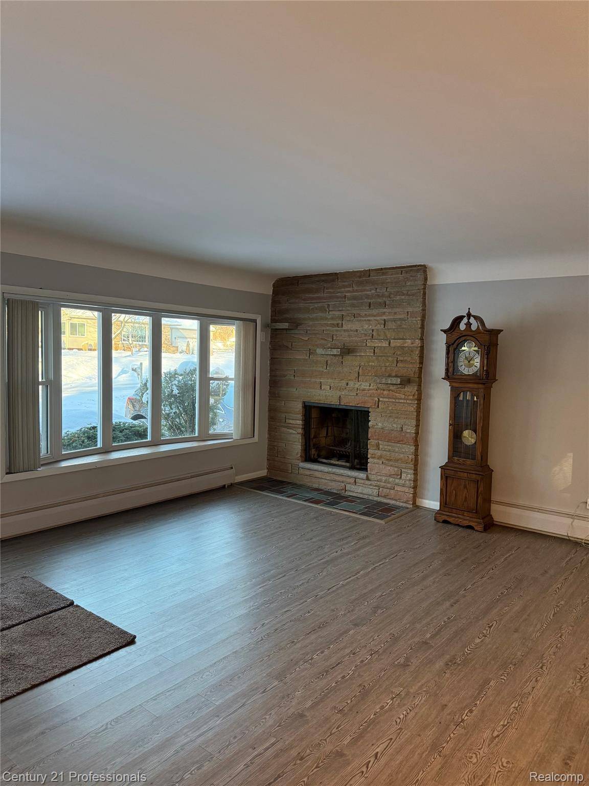 Rochester Hills, MI 48309,216 Nevada AVE