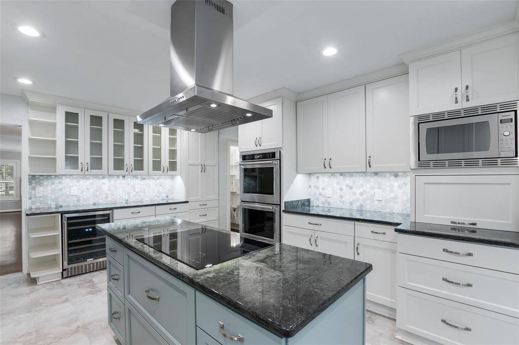 Dallas, TX 75208,1215 N Oak Cliff Boulevard