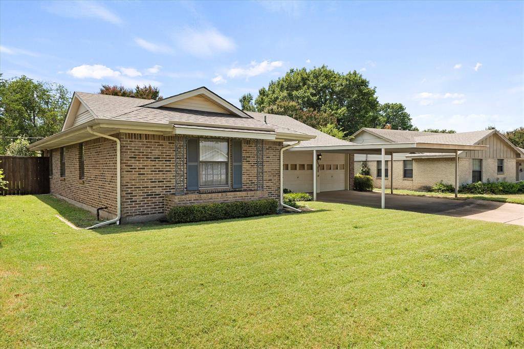 Dallas, TX 75238,11114 Quail Run Street