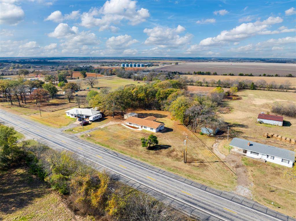 Bogata, TX 75417,815 Clarksville Road