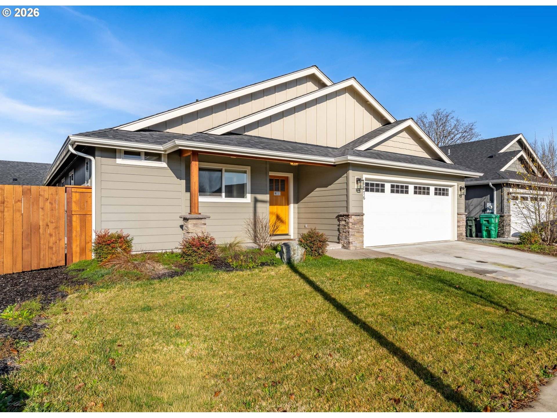 Grants Pass, OR 97527,1876 SW MISTYBROOK DR