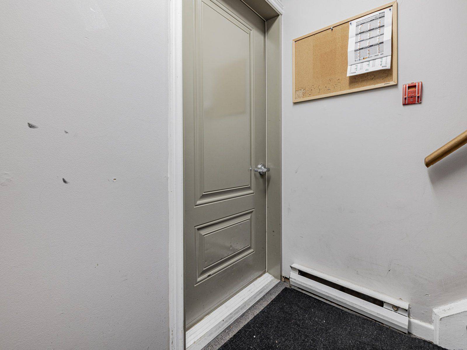 Toronto C09, ON M4T 1A9,41 Summerhill AVE #2