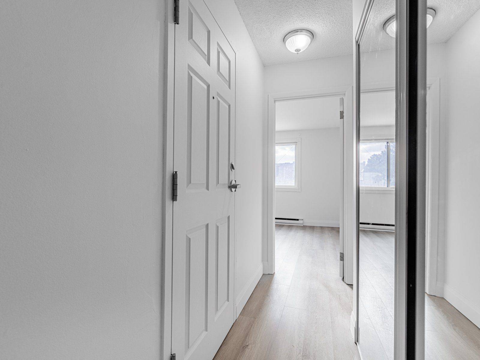 Toronto C09, ON M4T 1A9,41 Summerhill AVE #2