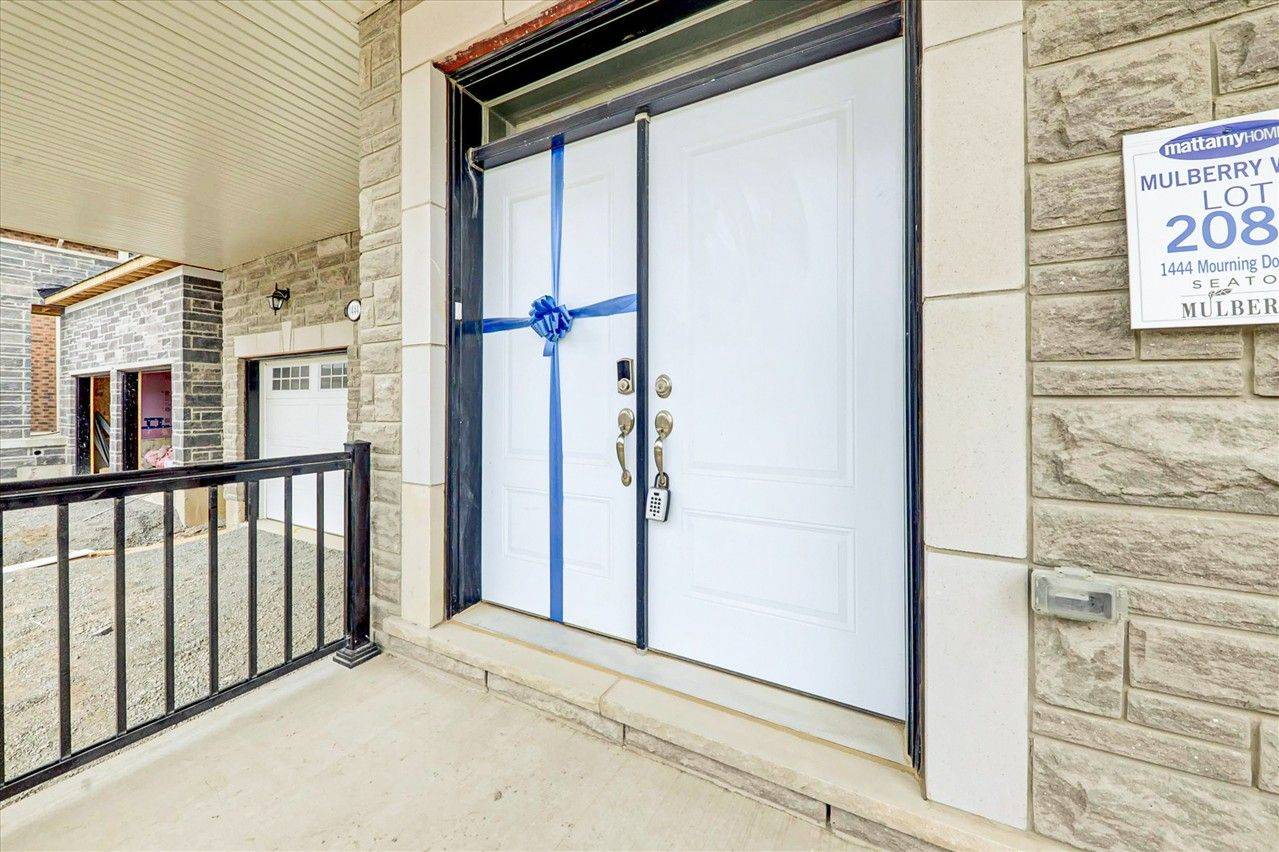 Pickering, ON L1X 0N8,1444 Mourning Dove LN