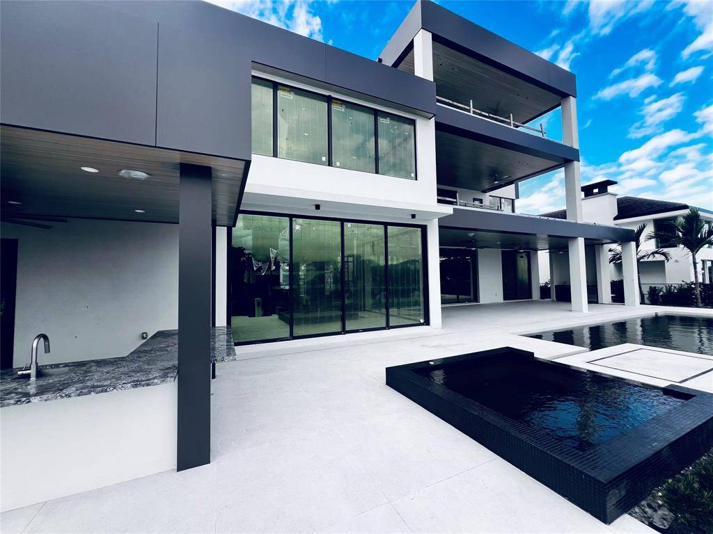 Fort Lauderdale, FL 33316,23 Isla Bahia Dr