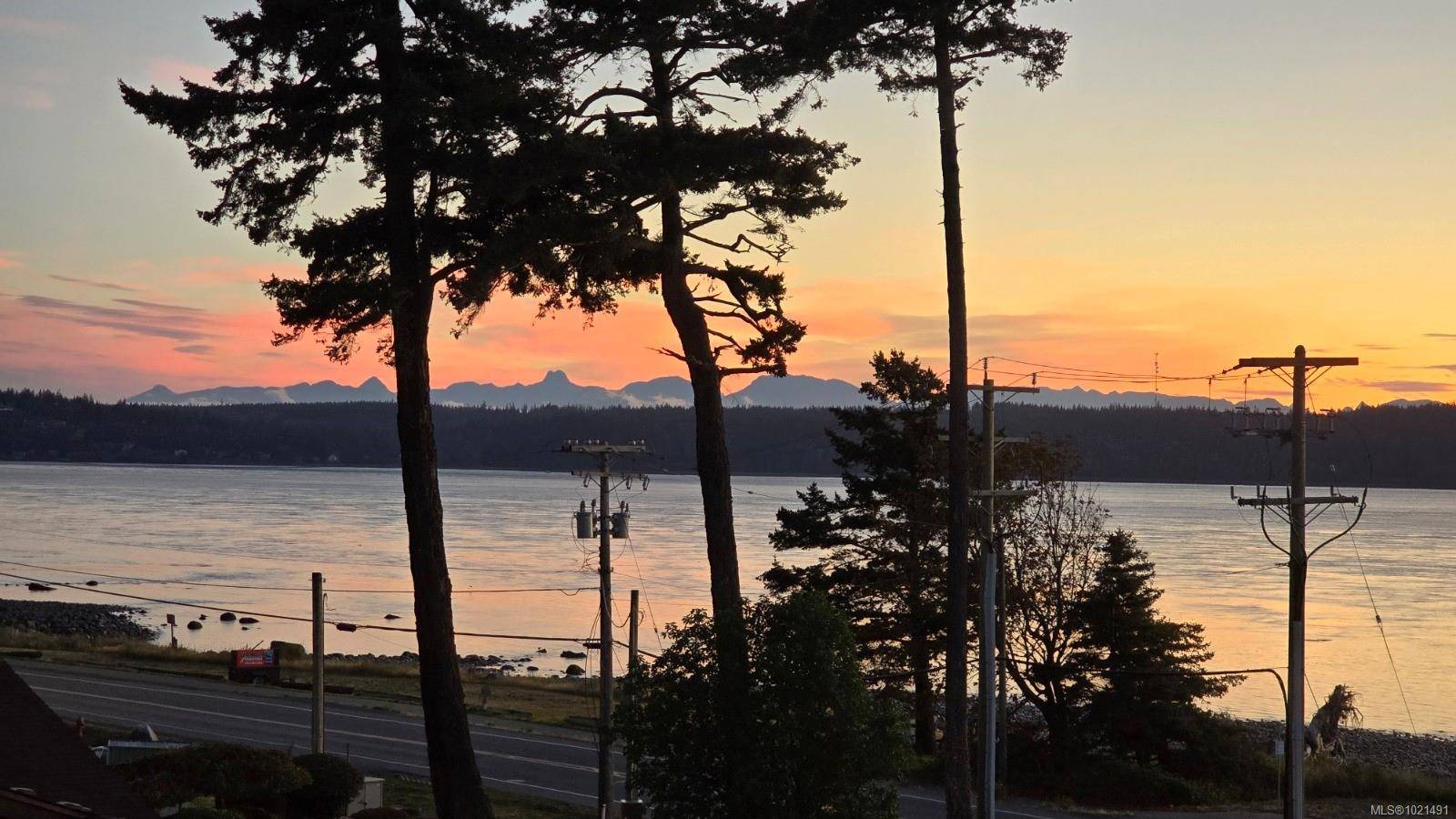 Campbell River, BC V9W 1A5,350 Island Hwy S #318