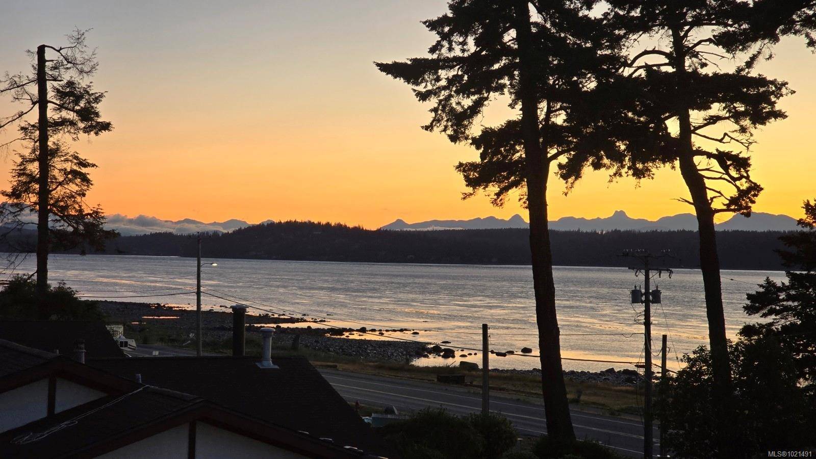 Campbell River, BC V9W 1A5,350 Island Hwy S #318