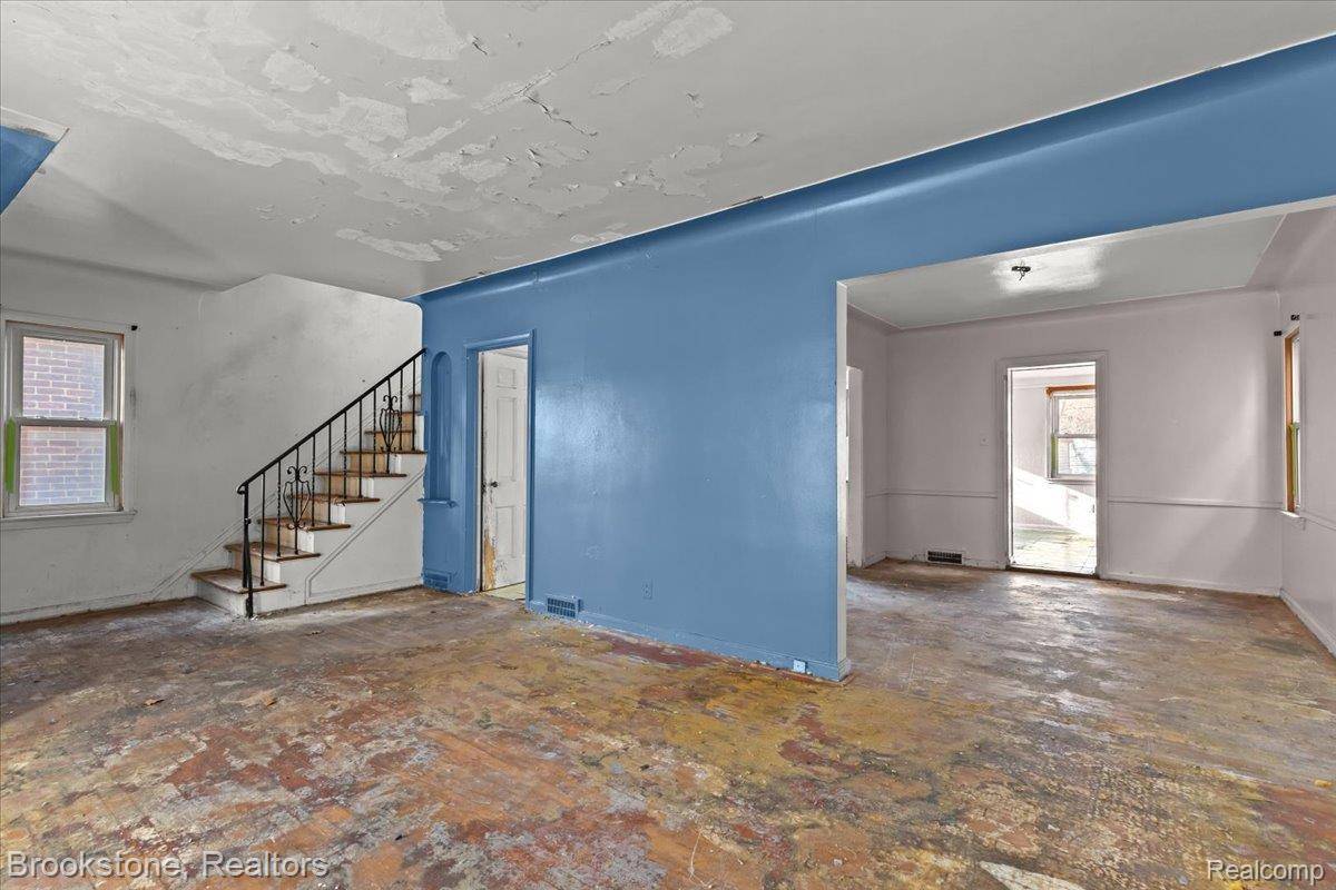 Detroit, MI 48235,17561 Appoline ST