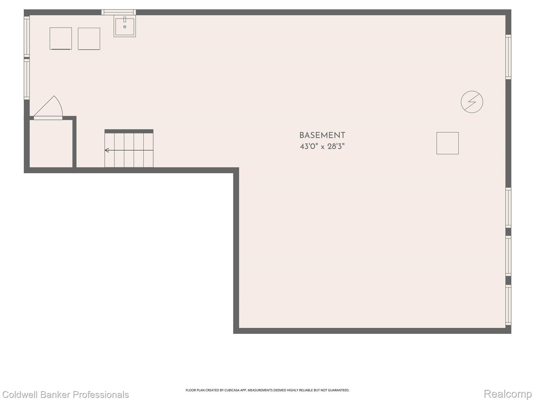 Warren, MI 48093,27460 Roan DR