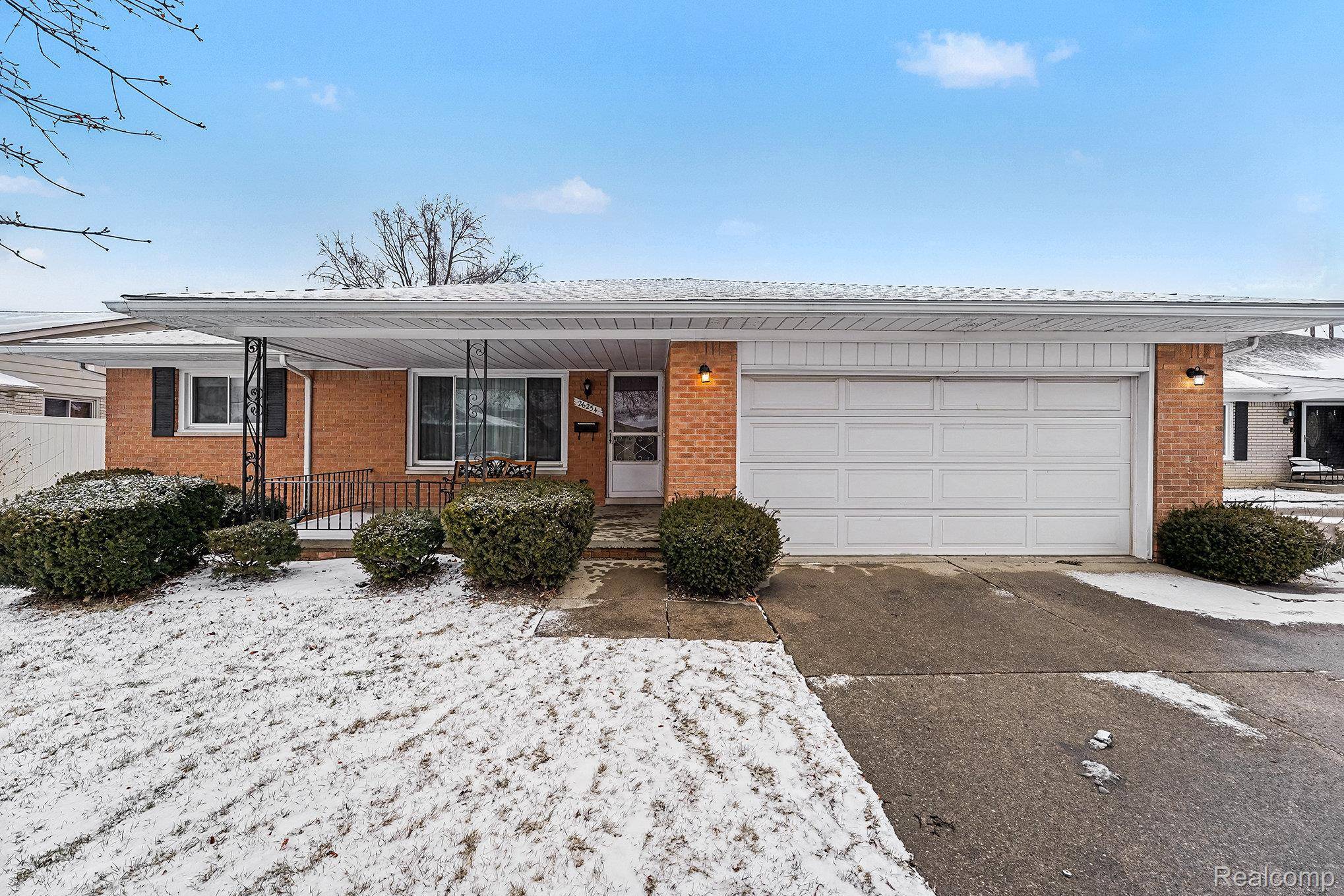 Dearborn Heights, MI 48127,26254 Cecile Street