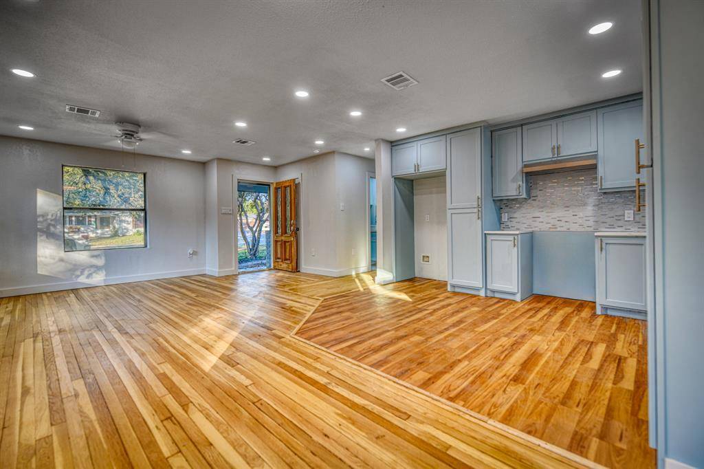 Dallas, TX 75228,2370 San Marcus Avenue