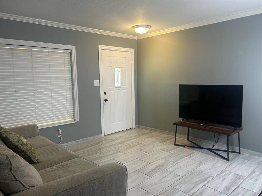 Arlington, TX 76011,1408 Pikeview Terrace