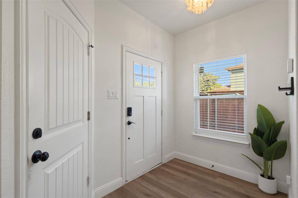 Dallas, TX 75212,3122 Chihuahua Avenue