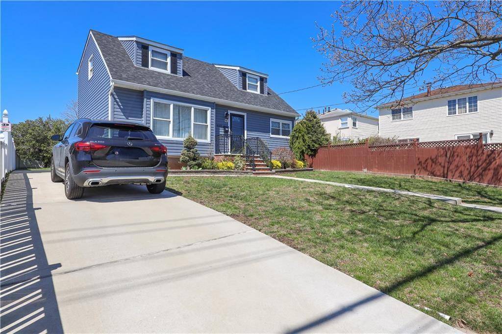 Staten  Island, NY 10312,4325 Hylan BLVD